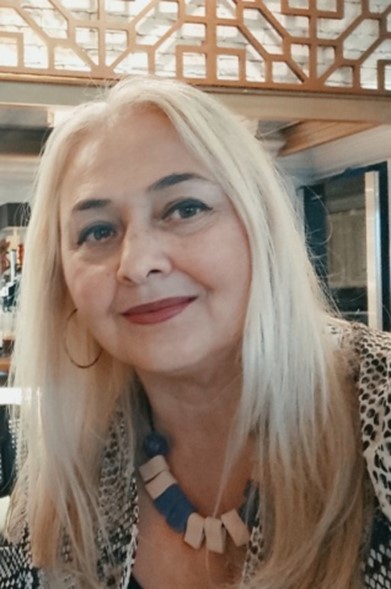 Βάνα Κατσιάμπα