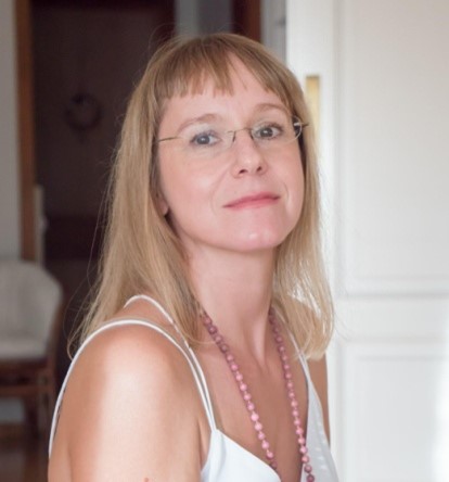 Στέλλα Βακιρτζή